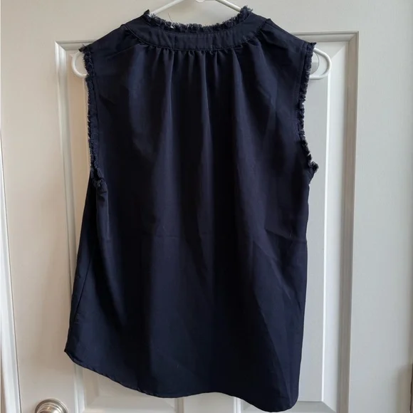 Pants Store Blouse - Picture 3 of 3